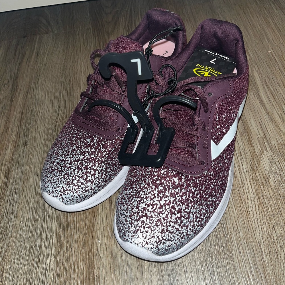 Women’s Sneakers 7